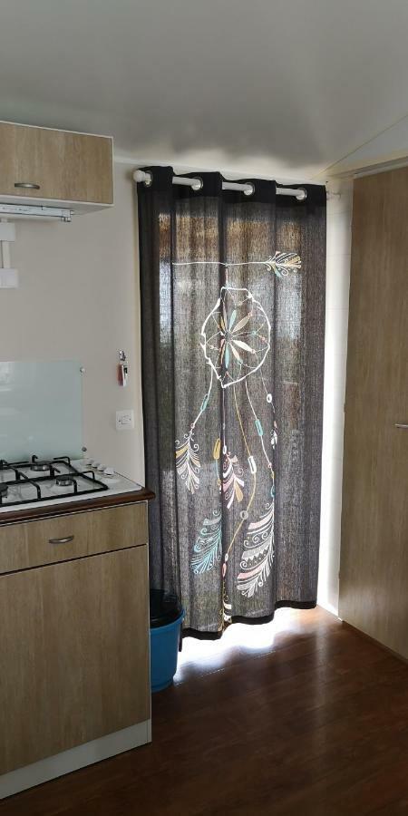 Shaka Aum Hotell Sigean Exteriör bild